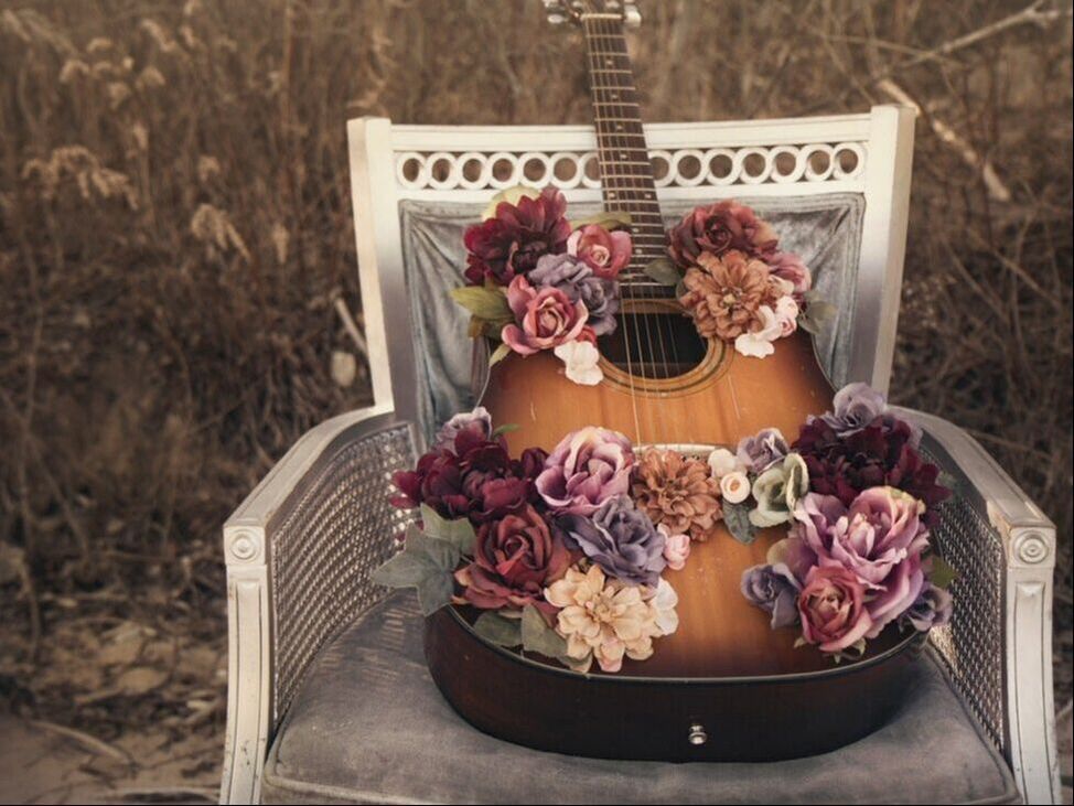 flowers decoration on guitar